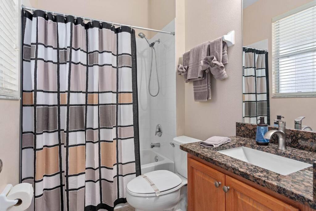 Lakeview W/8 Bedroom 5 Kingsuite 3 Miles To Disney Kissimmee Zewnętrze zdjęcie